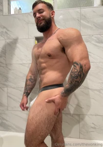 Waiting for you to hop in message me wet for the full video part 2