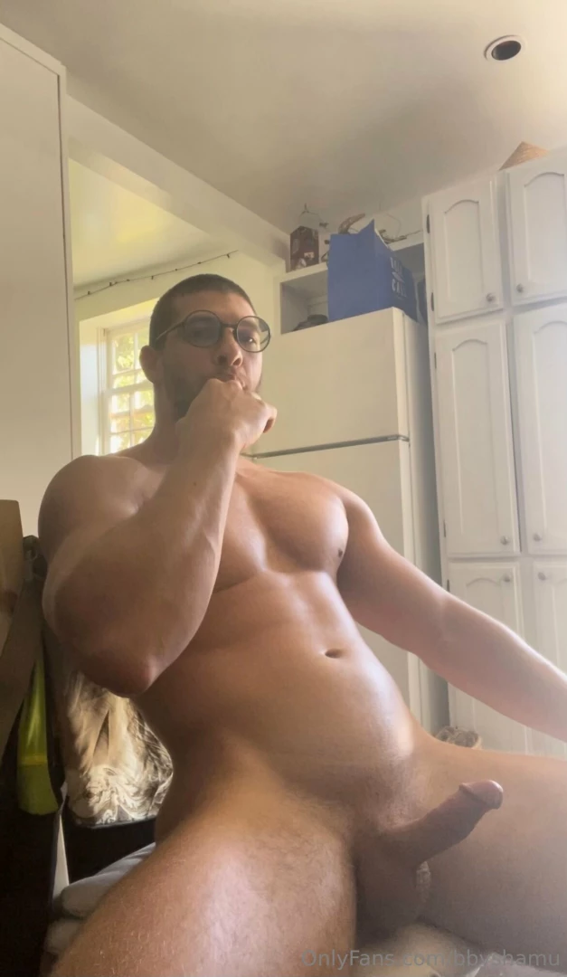 This cum actually yum kinda fruity 