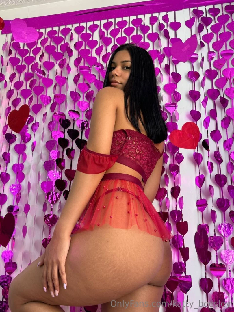 Just hoping you ll pick me as your date part 3 