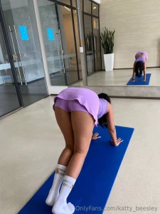 I need help stretching can you help me stretch part 2