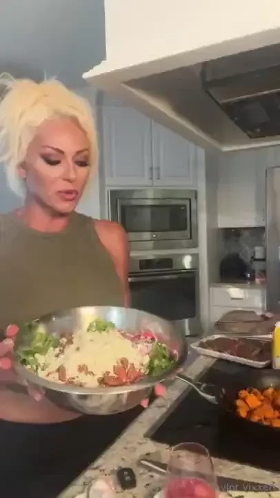 Fun in the kitchen last night about to go hit the gym part 2 