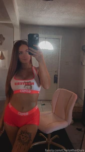 Can i be your hooters waitress part 1