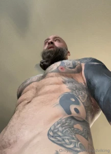 I thought the thumbnail to my solo was pretty cool so i had to upload