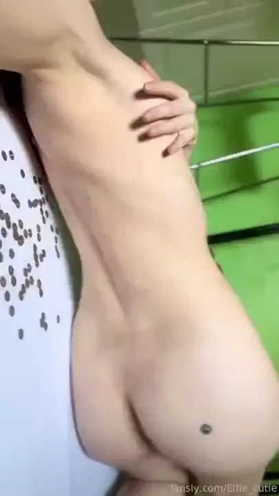 Fun with thumb tacks 