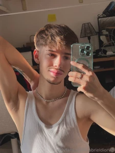 Which selfie do you prefer quale selfie tra questi preferisci part 1