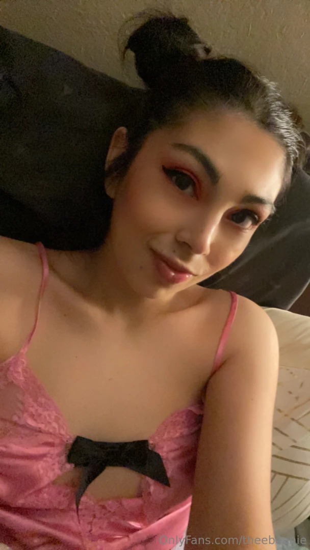 It s late baby you thinking of me in my cute little space buns before 