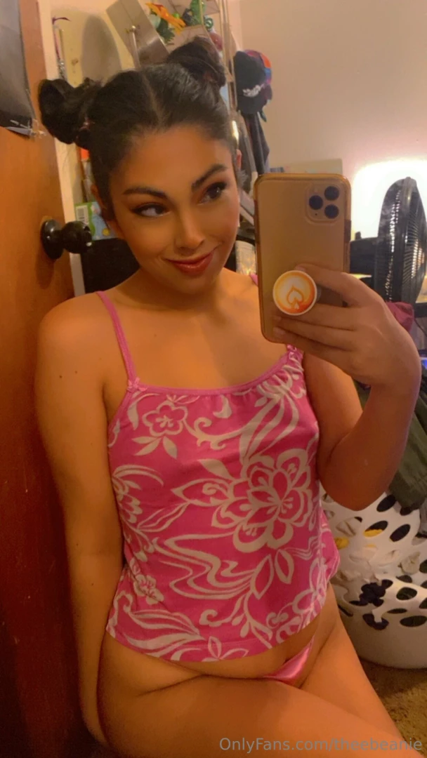 Can i be your girlfriend for today i d love to make you happy 