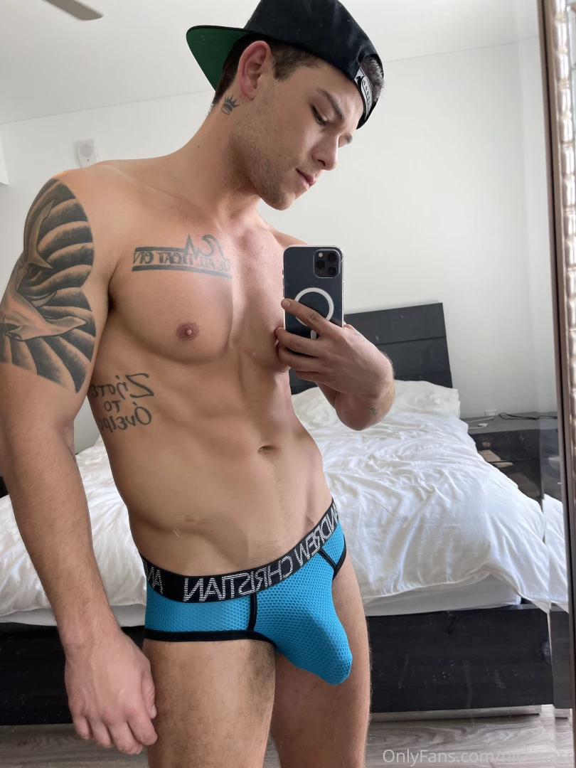 Hey boo tomorrow s already thursday as always i will be live streaming 