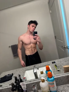 Like this post if you d shower with me
