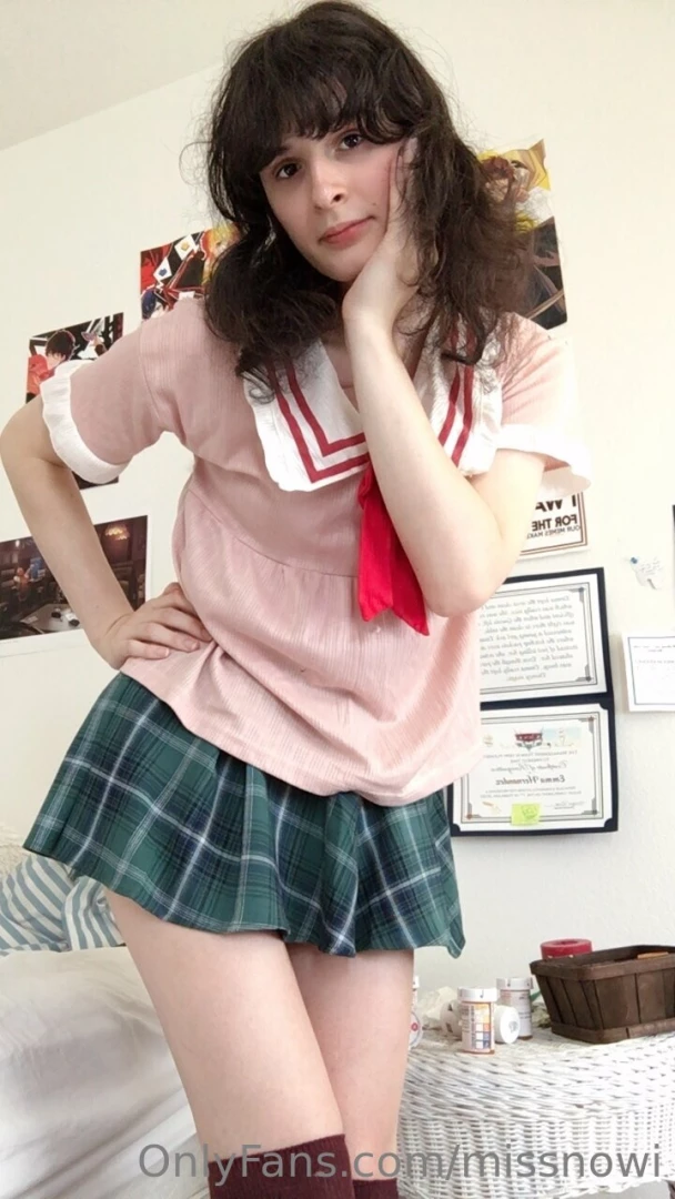 Senpai how does the uniform look on me 