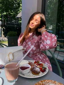 Which dessert will you choose me or something chocolate