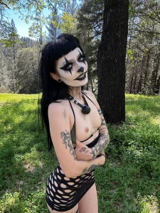 The cutest clown you d ever find in the woods part 1