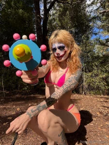 Put ur hands up part 1