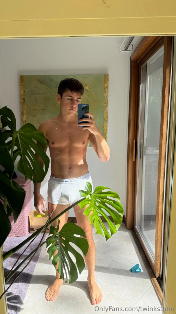 Hear me out underwear dinner party with the homies 