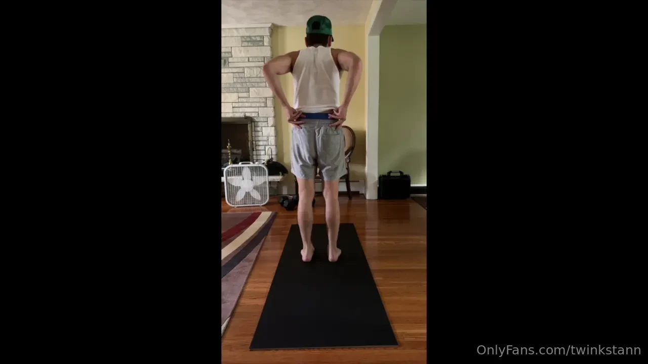 Got a hole earlier is it time for mine 