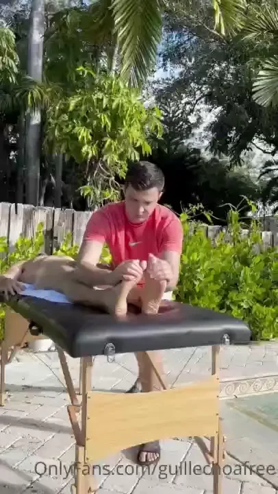 La mejor parte del masaje cuando desmides a los pies the best part of 