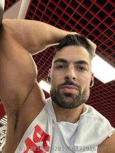 Message me baby tell me about your day