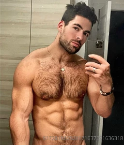 Do you prefer a hairy chest or clean shaven