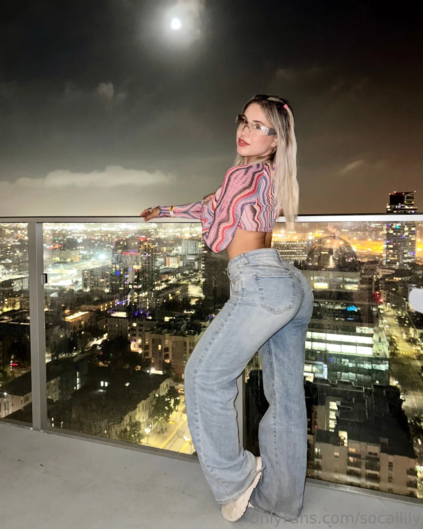 Nothing like city skylines at night clearly i love it here in cali part 2 