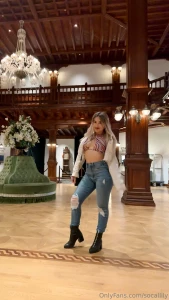 Checked out the hotel del coronado in coronado beach it was so pretty