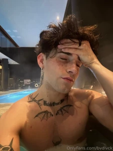 Swipe for a kiss part 19