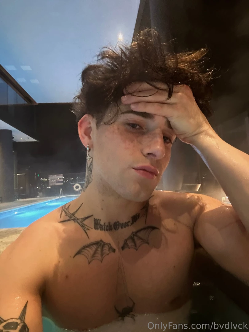 Swipe for a kiss part 17 