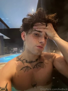 Swipe for a kiss part 17