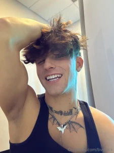 Swipe for a lick part 2