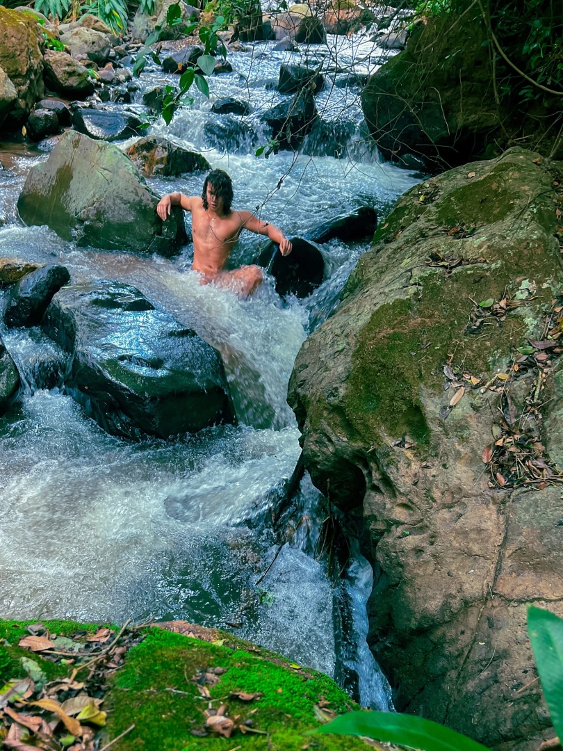 I love being naked in the jungle of costa rica 