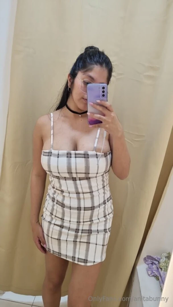 My tits are too big for dresses 