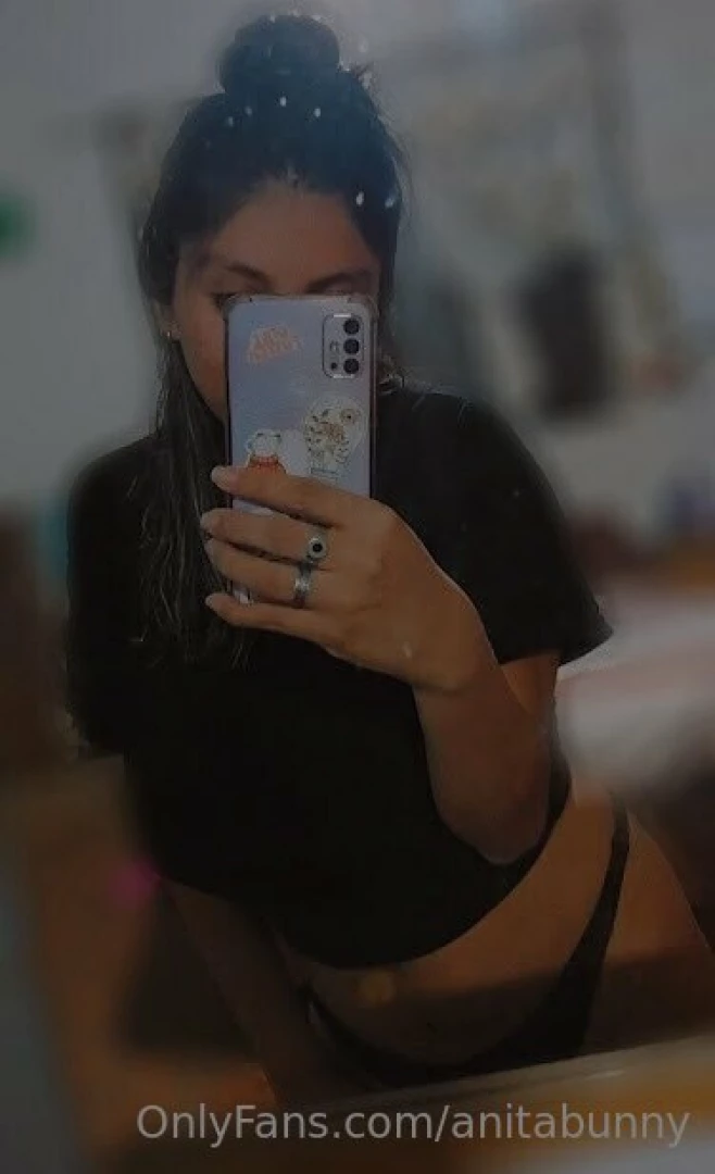 Hi my love good night do you want to have fun talk to me 