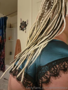 Happy friday my loves make sure you check your inbox for the goodies part 3