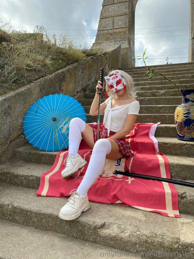 So who isn t afraid of a woman with a katana 
