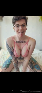 My friend posts nudes on her free page https onlyfans com killielou