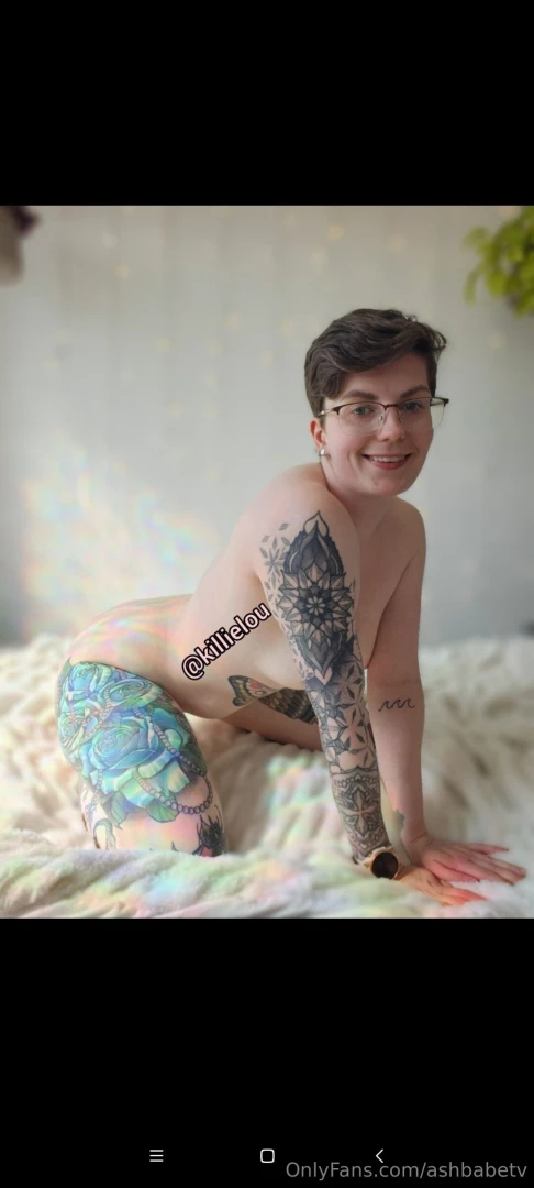 My friend posts nudes on her free page https onlyfans com killielou part 1 