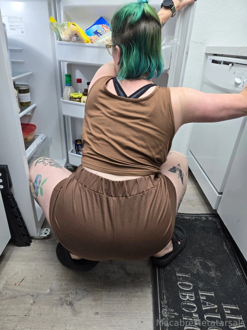 Here babe let me get you another drink 