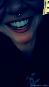 Tell me how i can make you horny