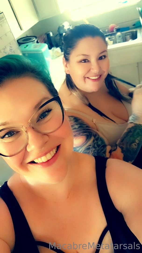 Girls day dying hair 