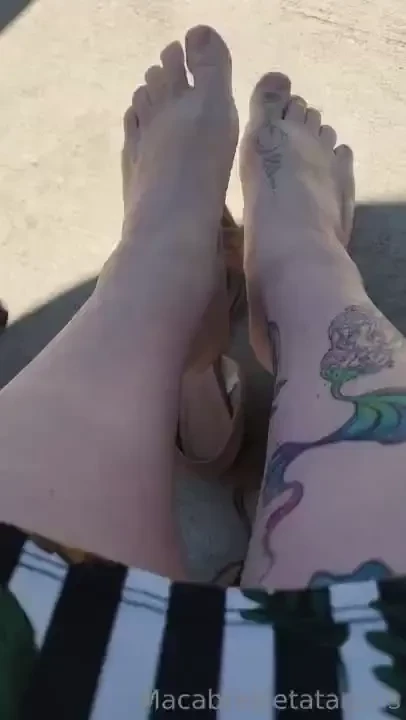 Love fresh air on my feet 