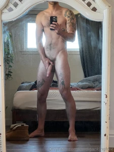 Hmu for dirty custom videos i m a professional dirty talker with huge part 2