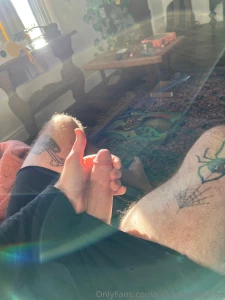 Hmu for dirty custom videos i m a professional dirty talker with huge part 1