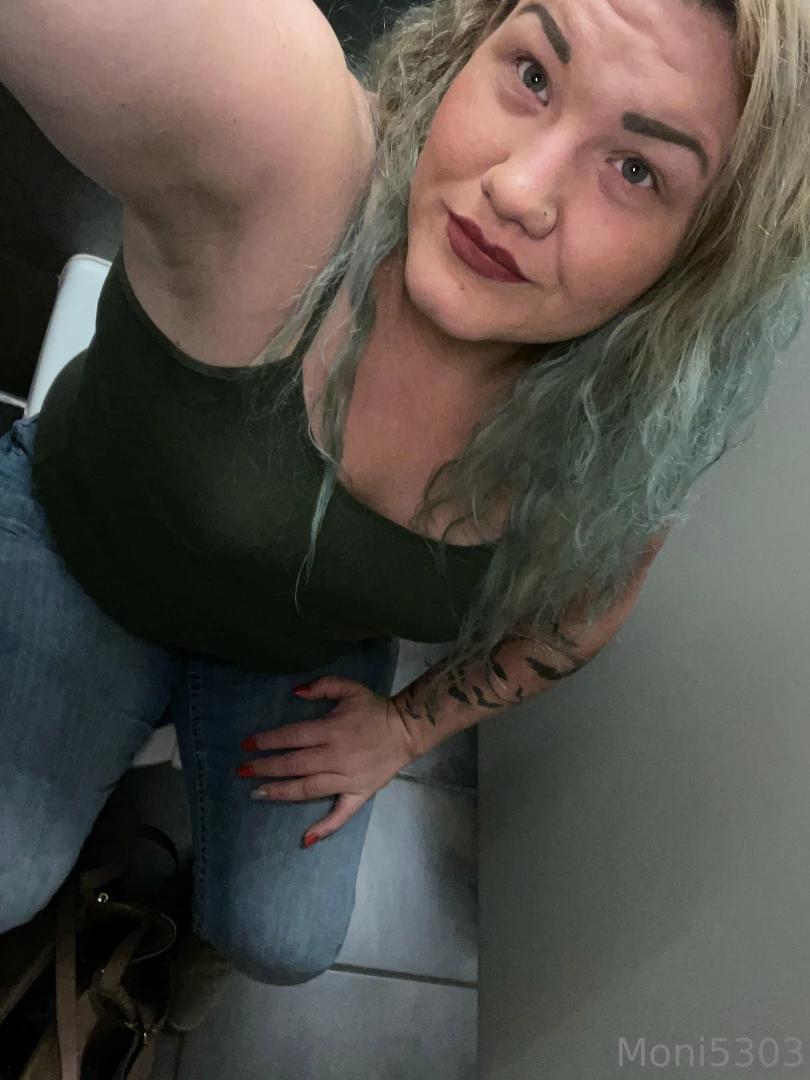 Just imagine how sexy i d look sitting on your face like this 