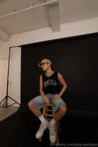 Who wants to do a photoshoot of me