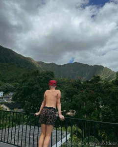 Looking for a travel buddy