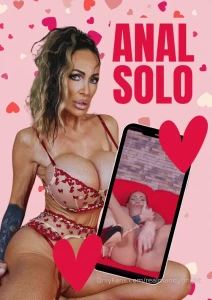 New anal solo valentine s special stretching my ass with new rose