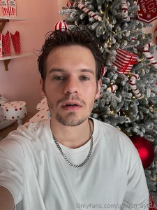 I absolutely love the christmas season it s the time when the city part 2