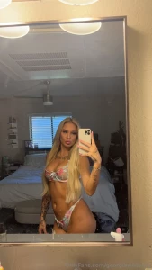 Stop scrolling message me baby and let s do a private live