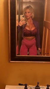 Just your average mommy trying to be a fit chick