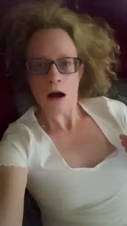 Stream started at 06 29 2023 11 20 pm saying hi what coming 