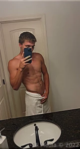 Who s cumming to the shower